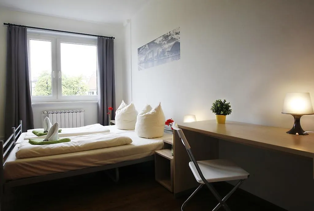 Happy Bed Hostel Berlin 0*,